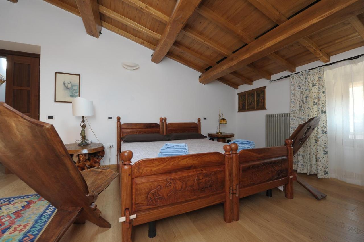 B&B Bone Novelle Dimora Storica Palazzo Zuzi Л'Аквіла Екстер'єр фото