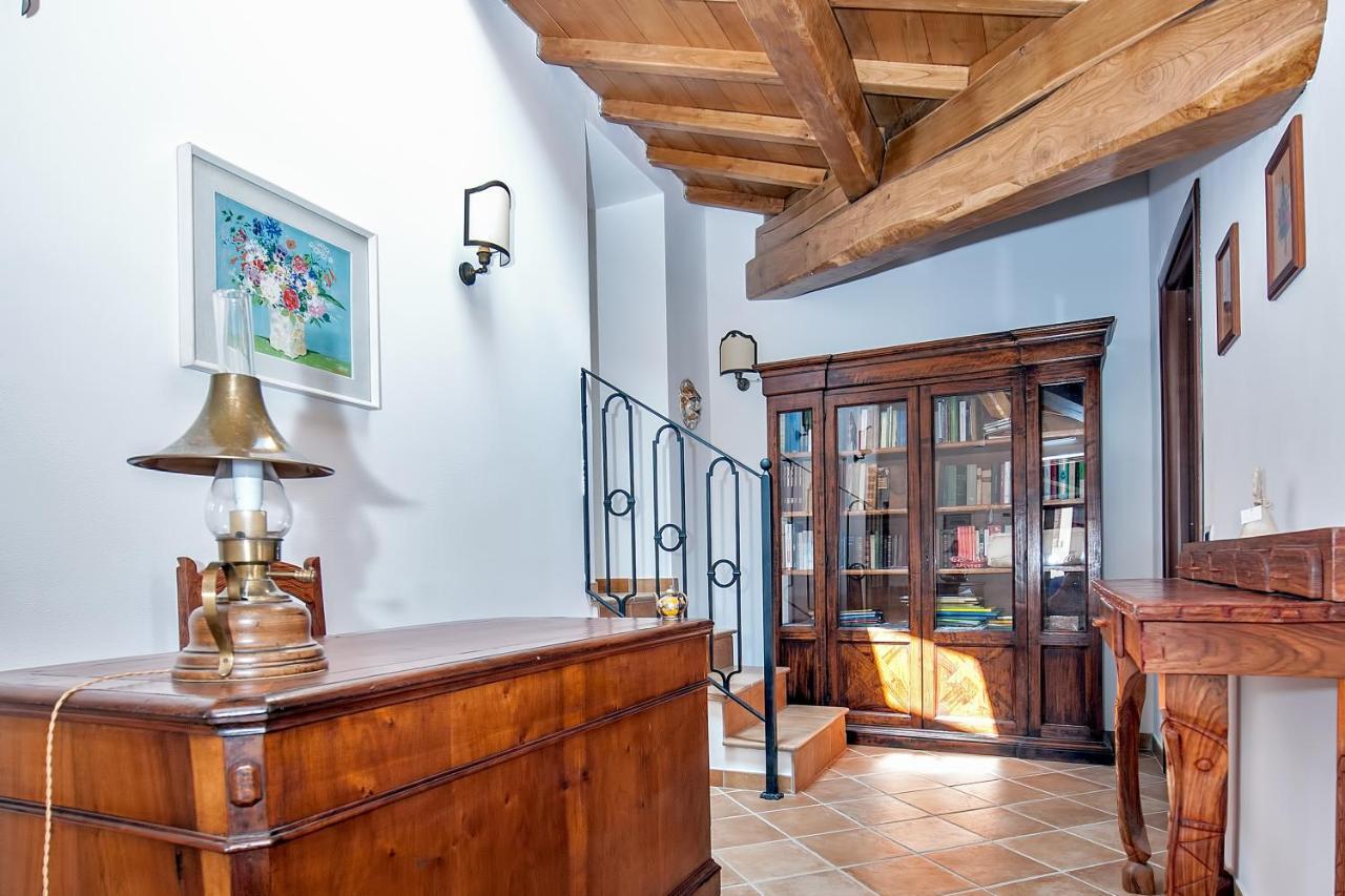 B&B Bone Novelle Dimora Storica Palazzo Zuzi Л'Аквіла Екстер'єр фото